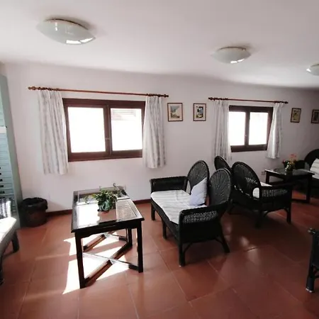 Binivell Park - Caliu