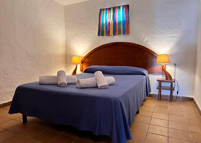 Binivell Park - Caliu Daire *